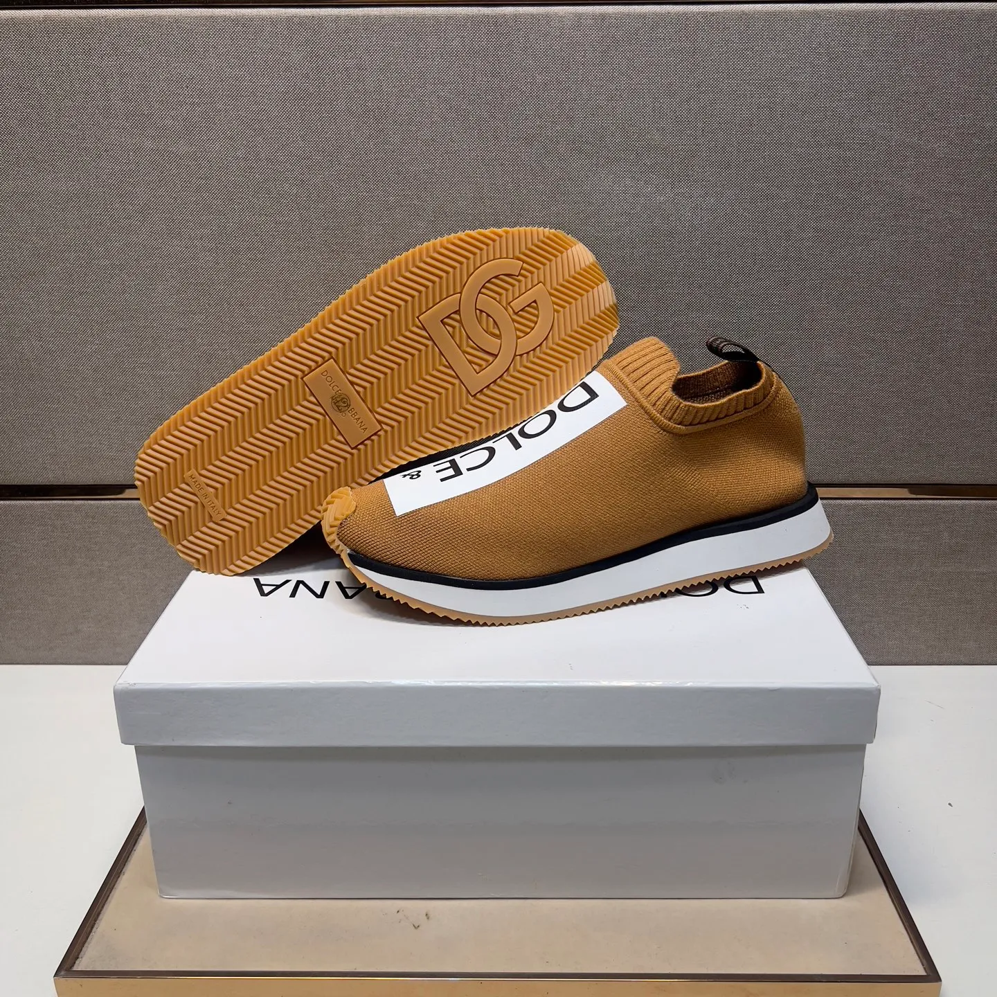 ⬛️Men's men's shoes💰p420【DG～】couple casual shoes 2025z cabinet sales simultaneously 🔶Size: 35-44#️⃣ 🔷7 colors🔜The upper is made of multi-material splicing➕Mesh lining, comfortable and breathable, sole: original comfortable, wear-resistant and non-slip outsole, ⚠️Real shot📱Photographed🎬The real thing is better📢📢📢